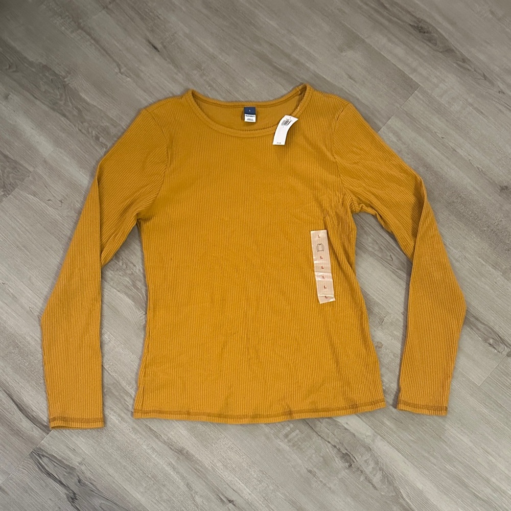 Old Navy Mustard Long Sleeve Tee